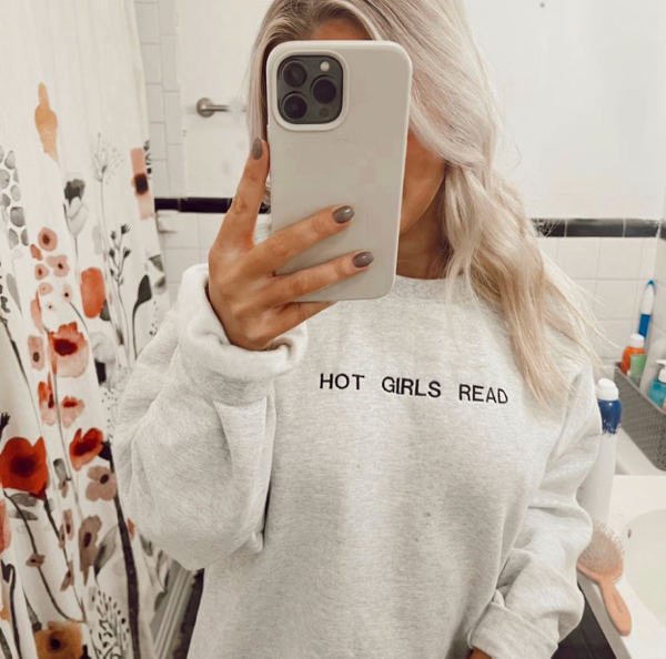 Hot girls read Crew
